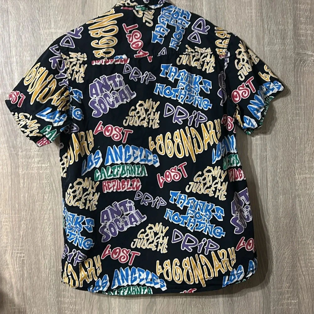 Eighty Eight graffiti short sleeve button down shirt Size 14/16